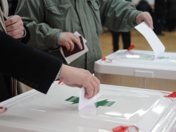 На участках Ямала избиратели выстраиваются в очереди